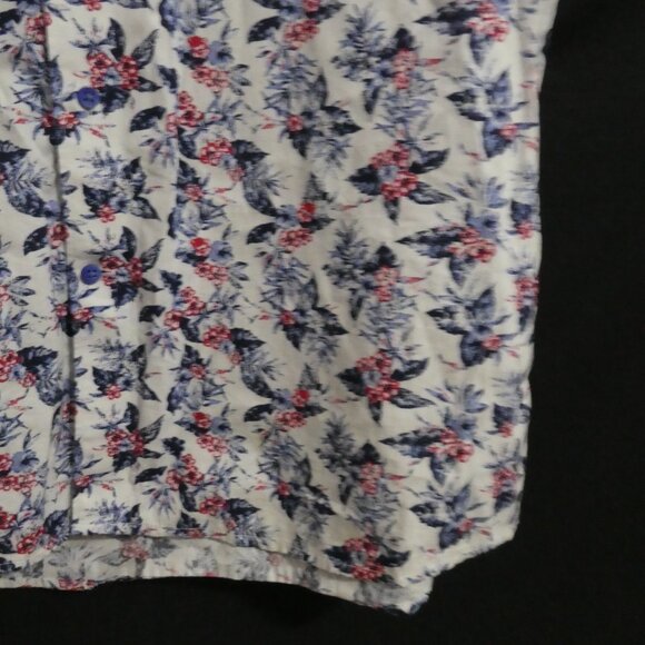 SOUL OF LONDON | large | Floral Print Short Sleeve button-Up Shirt - Picture 8 of 14